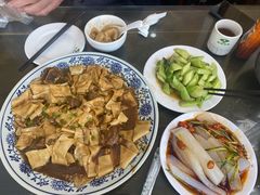 -壹阁胡羊焖饼(特色小吃街店)
