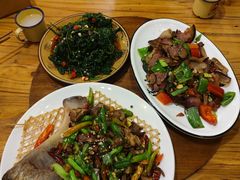 -郑件洋芋饭庄