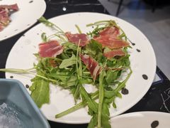 -淡尾·海鲜自助概念餐厅(虹桥南丰城店)