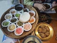 -包整·丝娃娃(一览甲秀楼风景店)