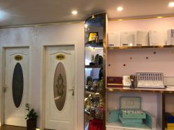 -时尚妈咪产后修复中心