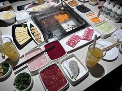 -海底捞火锅鲜切牛肉主题店(长寿路店)
