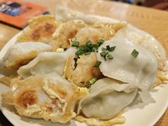 -三好食堂(煎饺·馄饨·肉饼米线·盛世广场店)