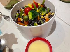 -水桶王国主题餐厅·聚会·生日派对·亲子活动·家庭套餐(亚龙湾希尔顿店)