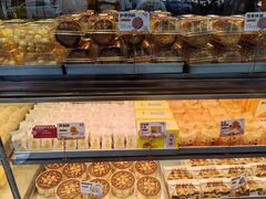 -鲍师傅糕点(江苏路店)