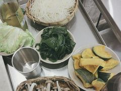 -五里关火锅(上海鑫耀·光环Live店)