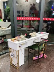 -都市靓剪烫染沙龙