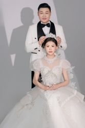 -青禾蒙娜丽莎婚纱摄影(武汉总店)