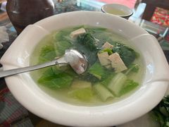 -泸沽肴(泸沽湖大洛水村农村信用社旁店)