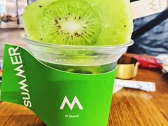 -M Stand(上海人民广场来福士店)