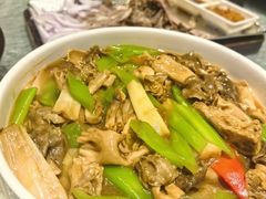 奇珍秘制巴楚菇-纳瓦新疆菜(银都店)