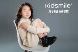 -小鬼当佳儿童摄影(河北保定店)