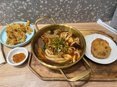 一口小酥肉-小满手工粉(北京来福士店)