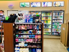 -全家便利店(桂平路店)