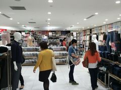 iphone_upload_pic-优衣库(上海正大广场店)