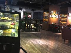 -JINNS锦时 steak&pizza(浸信会礼拜堂旧址店)