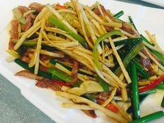 松板肉炒脆笋-肥肥小厨(咸阳路店)