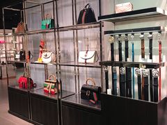 -Gucci(首创奥特莱斯店)