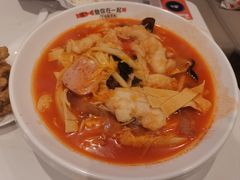 -鱼你在一起(浦东新陆家嘴滨江中心店)