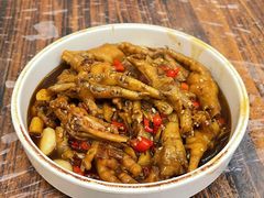 卤鸡爪-羊子两室一厅(八一广场店)