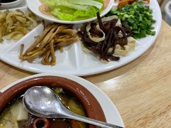 -德致祥云南过桥米线(云天小苑店)