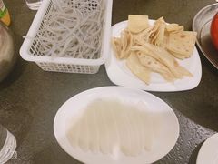 泡饼-湘肠香火锅店(团结湖店)