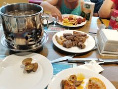 -怡人怡口牛排海鲜自助(飞龙大厦店)