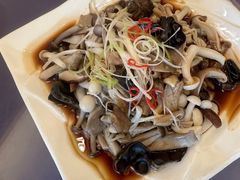 -吴记酱骨炖菜馆(西大直街店)