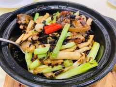 惠州梅菜鲜菌五花腩-兴悦酒家(环市东路店)