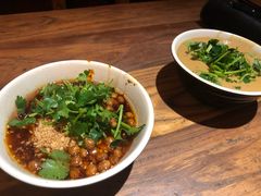-万记麻辣烫国展总店