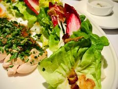 苹果木烟熏鸡肉沙拉-壳里西餐厅Coquille Seafood Bistro(蒙自路店)