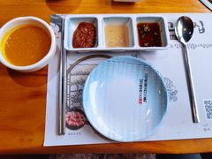 -唯成•韩国炭火烤肉 유성고기