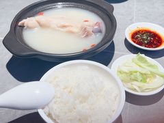 -浪李白·川小馆·跷脚牛肉(中山公园店)