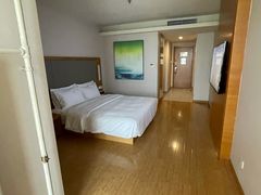 -全季酒店(郑州建设路碧沙岗地铁站店)