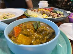 咖喱牛腩煲-莫多多餐厅