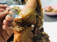 -Kha Mu Charoensang(Silom)
