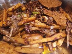 -嘎嘎鸭下巴·爆辣干锅(明教寺店)