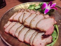 -老滇山寨•云南特色菜•地方菜•民族风情歌舞表演(世纪金源店)
