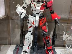 -泡泡玛特POPMART(蓝色港湾店)