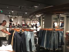 -Abercrombie&Fitch(德基广场店)