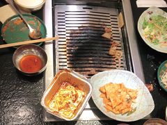 -臻牛烤肉