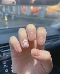 -悦指间美甲美睫