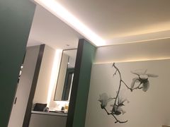 -白玉兰酒店(上海田子坊马当路地铁站店)