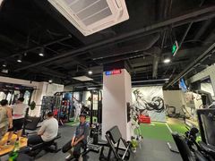 -MADFIT迈非健身(阳光天地店)
