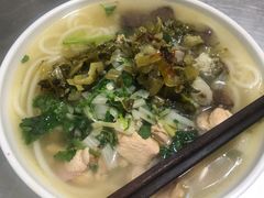 -文山荷鲜居(翠湖店)