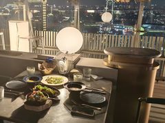 -Hi City·城市之巅