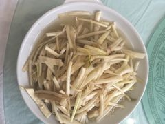 -天乐农家鱼头王(天目湖店)