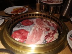 -韩京炭火烤肉自助料理(柯桥万达店)