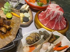 M8和牛-一绪に寿喜烧自助(世茂广场店)