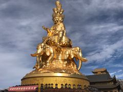 -峨嵋山金顶